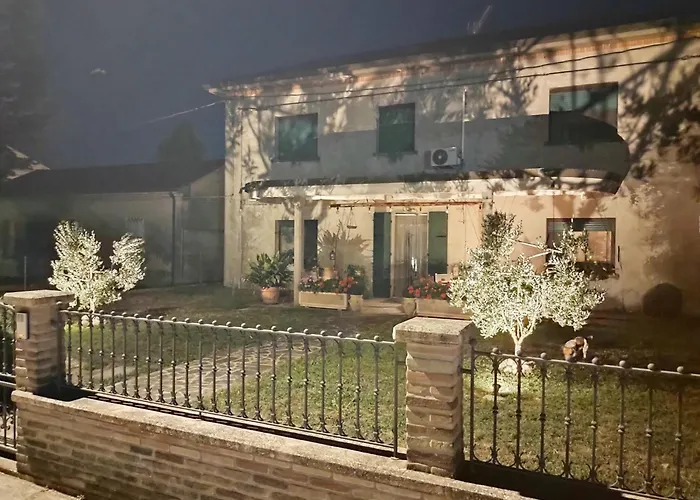 לינה וארוחת בוקר Agli Ulivi